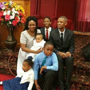 Meet your Posher, Youseline